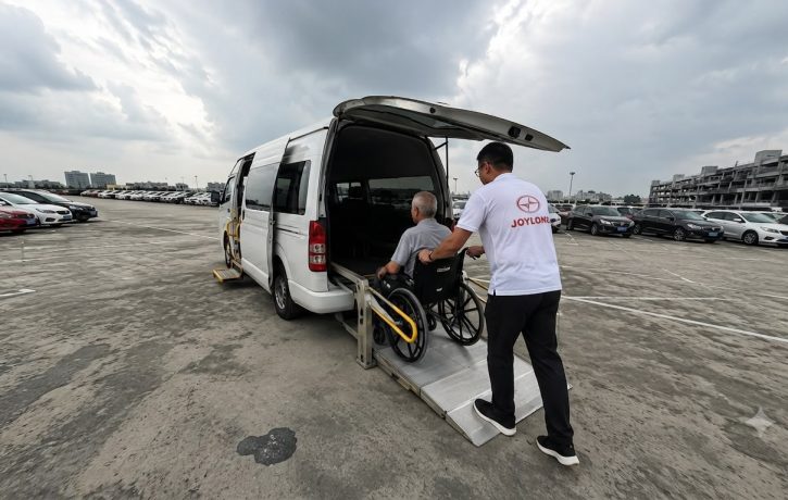 hseb-joylong-ea5-wheelchair-transport-back